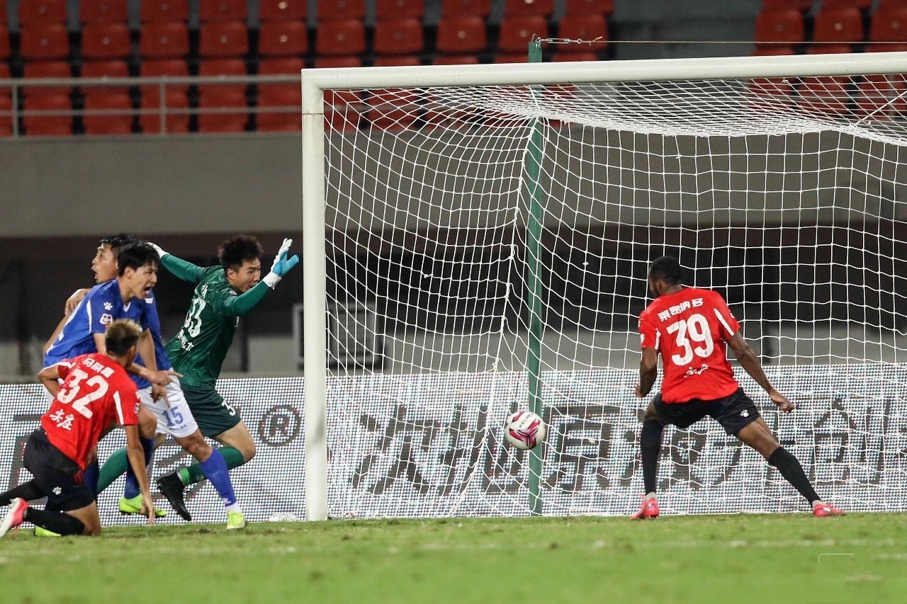 
豪取三连胜！本赛季中甲最大黑马出炉 最强升班马搅局冲超局势‘星空综合’(图6)