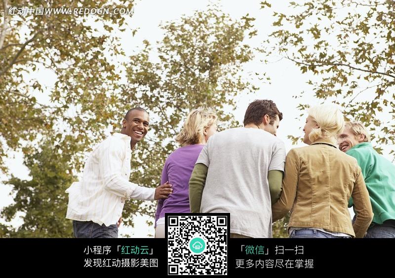 国家“千人计划”专家到广东惠州洽谈创新创业合作‘星空综合’